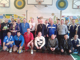 9 лютого село Яснозір′я зібрало шанувальників ветеранського волейболу