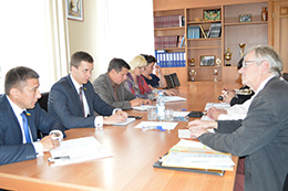 30 квітня 2014 року комісія