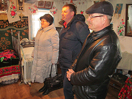 ВІТАЛИ ВЕТЕРАНА З 90 РІЧНИМ ЮВІЛЕЄМ 