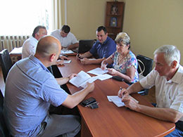 Постійна комісія з питань економічного розвитку села, комунальної власності та державної регуляторної політики провела своє засідання