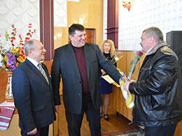 Місцеве самоврядування - це спосіб суспільного життя, в основі якого – самоврядна громада