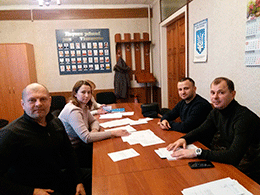 Постійною комісією районної ради рекомендовано внести ряд проектів рішень на позачергову сесію районної ради