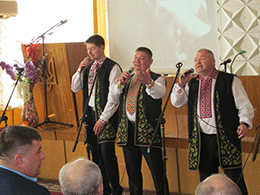 Жінок вітали зі святом весни, чарівності й любові !
