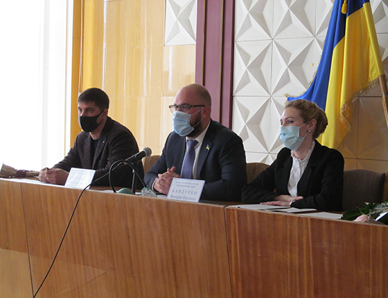 На сьомій сесії Черкаської районної ради прийнято ряд рішень щодо районних програм