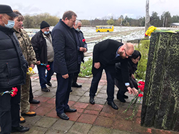 Голова ради Олександр ВАСИЛЕНКО взяв участь у заходах з нагоди Дня Чорнобильської трагедії та Міжнародного дня пам'яті про чорнобильську катастрофу