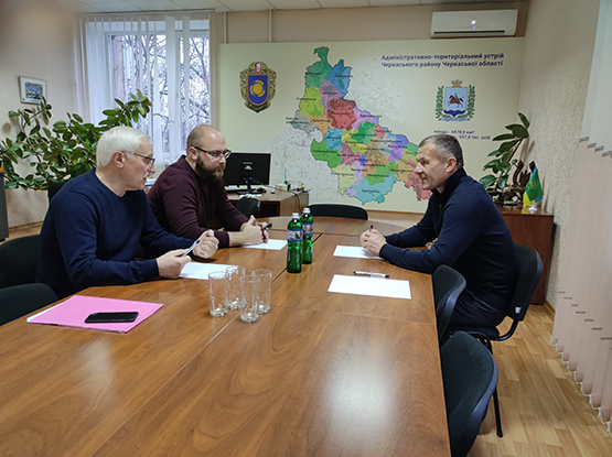 В Черкаській районній раді проведено зустріч голів районних рад 