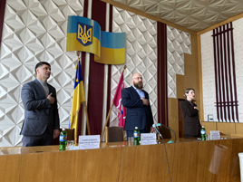 Позачергова сесія Черкаської районної ради сьогодні