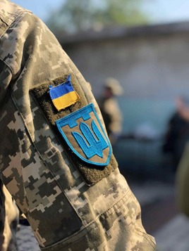 герої 